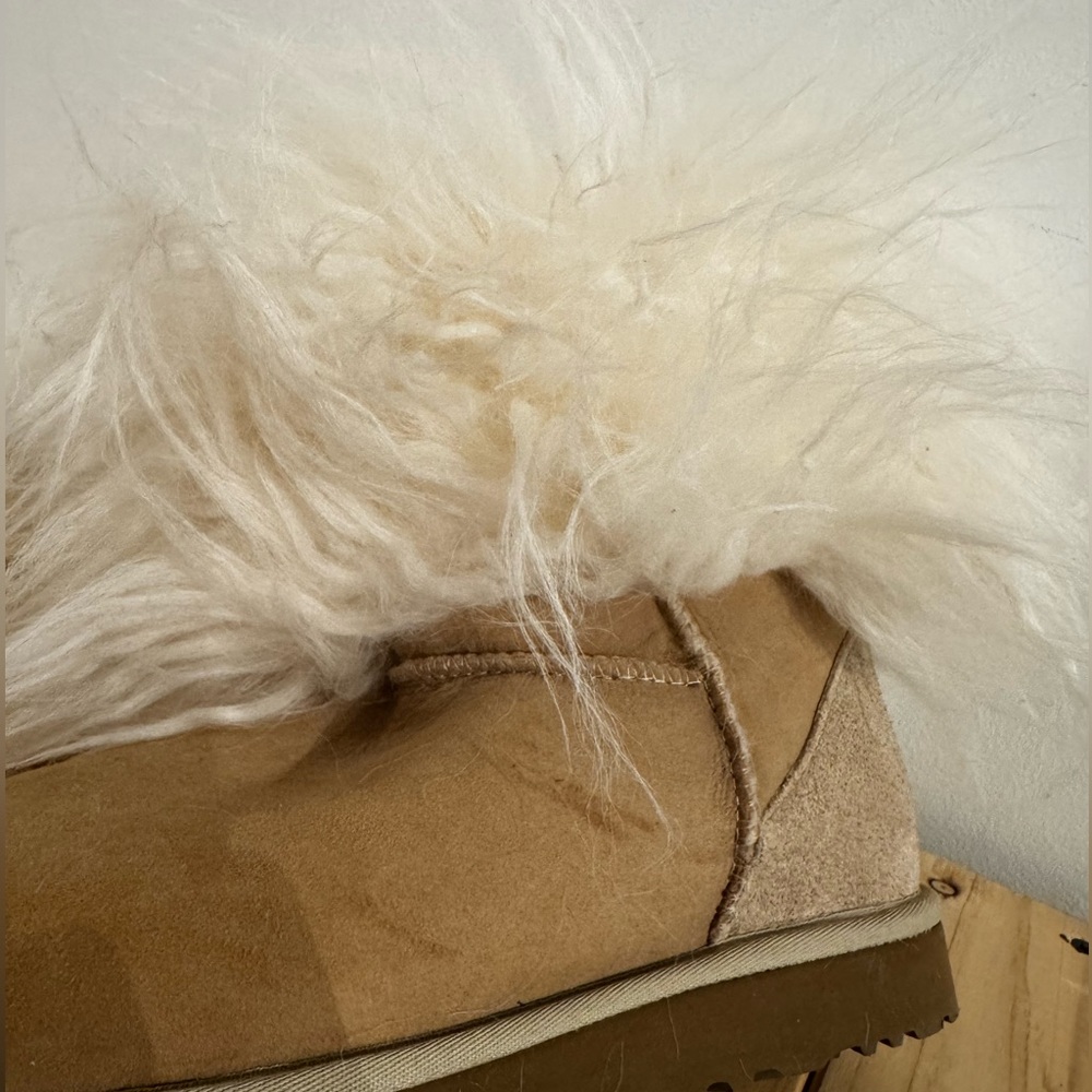 Fluffy Tan Boots - Picture 3 of 5